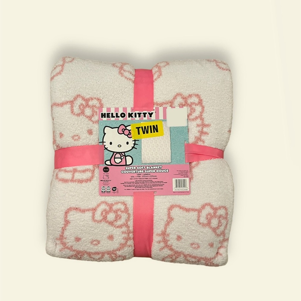Hello kitty blanket